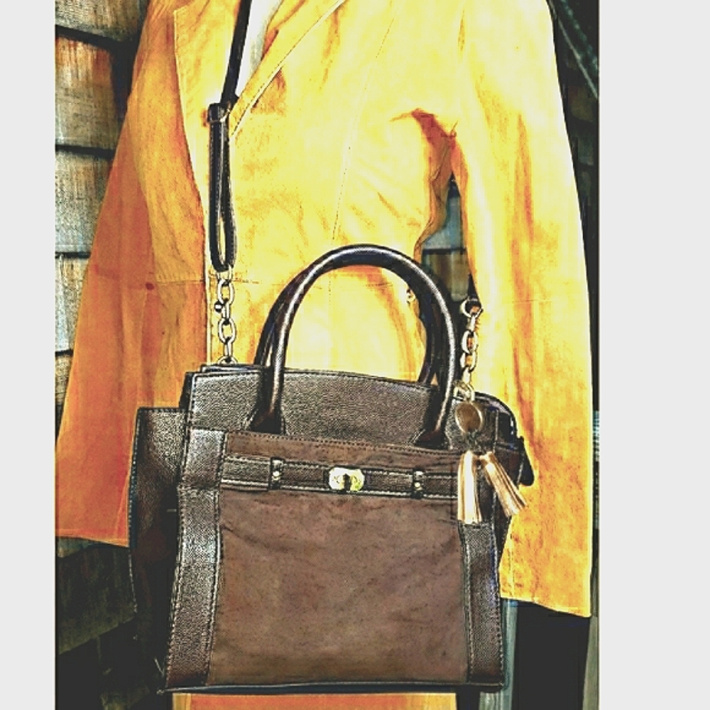 Ladys Handbag ⚜ - Picture 3 of 5